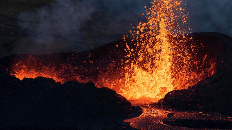 An erupting volcanoe.